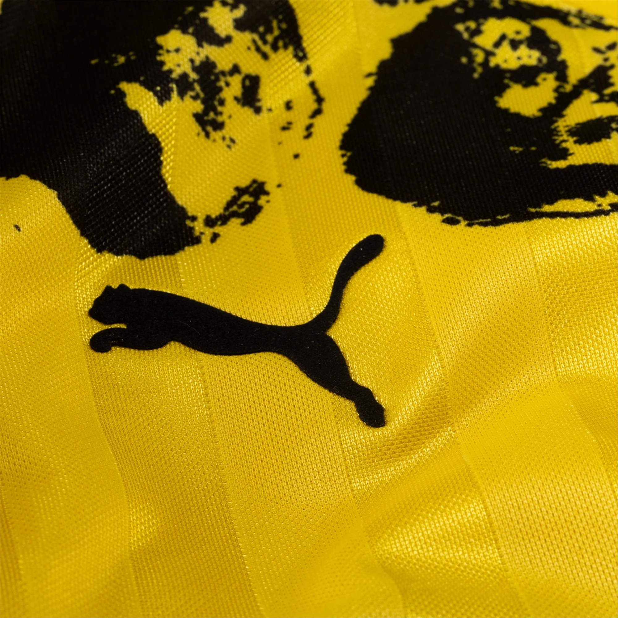 Puma Borussia Dortmund Home Long Sleeve Retro Jersey w/ Club World Cup Patches (Faster Yellow/Puma Black) Comfortable Layers