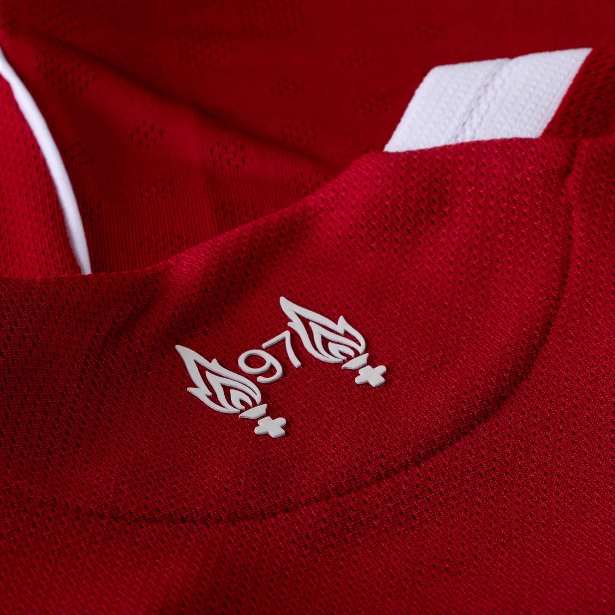 adidas Salah Men's Liverpool FC Authentic Home Jersey 25/26 w/ EPL   NRFR Patches (Strawberry Red) Sporty Feel Bold Form