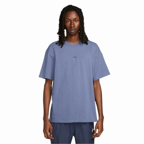Premium Essentials T-Shirt Chic Comfort Eco Friendly Dye