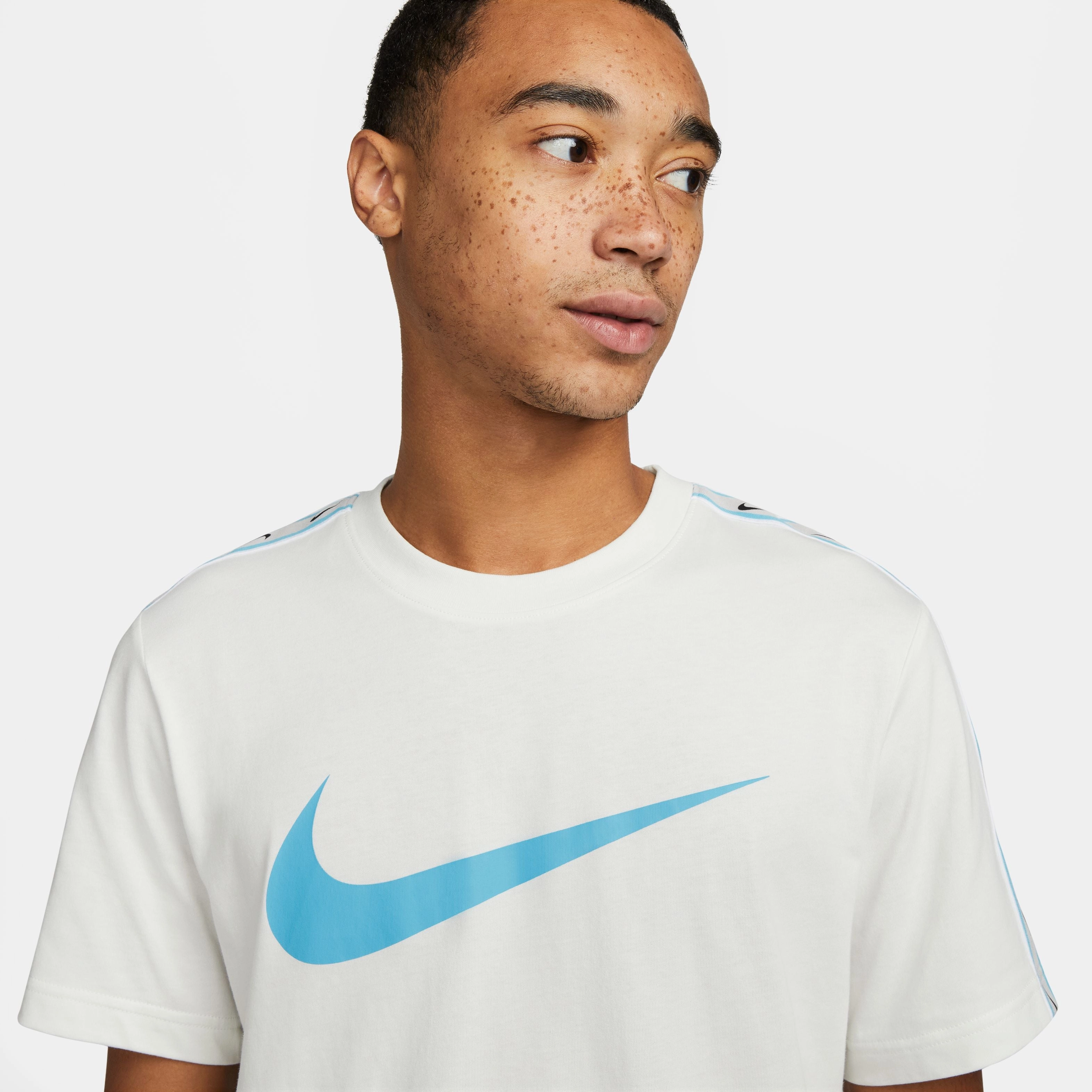 Repeat T-Shirt Classic Color
