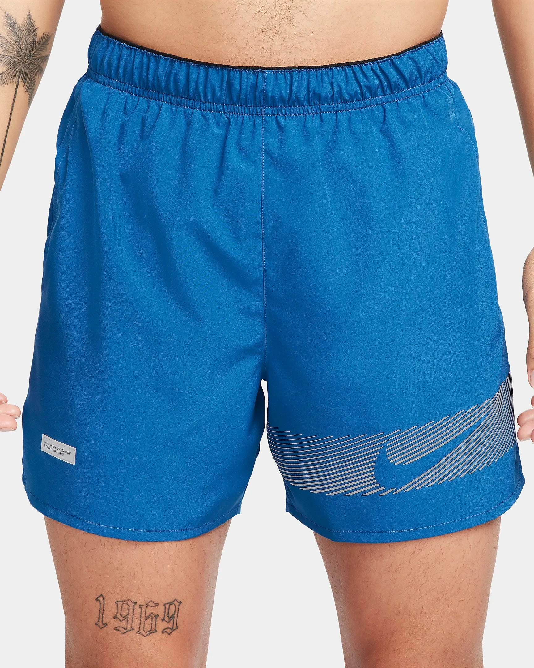 Sporty Vibes Challenger Flash Dri-FIT Shorts