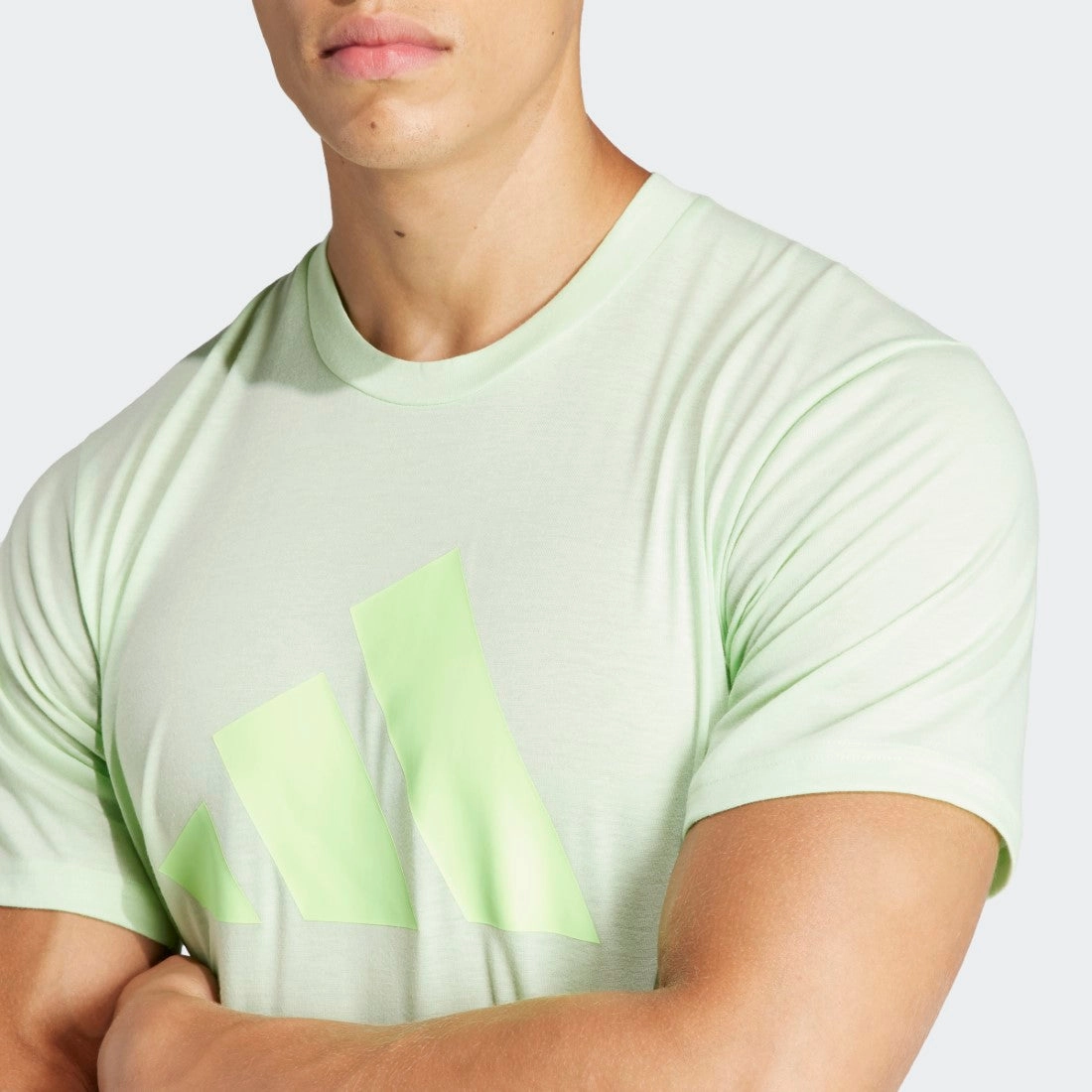 Easygoing Design Yarn Dyed Fabric Train Essentials Feelready Logo Training T-Shirt