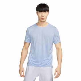 Rise 365 T-shirt Day-to-Night Look Relaxed Vibes