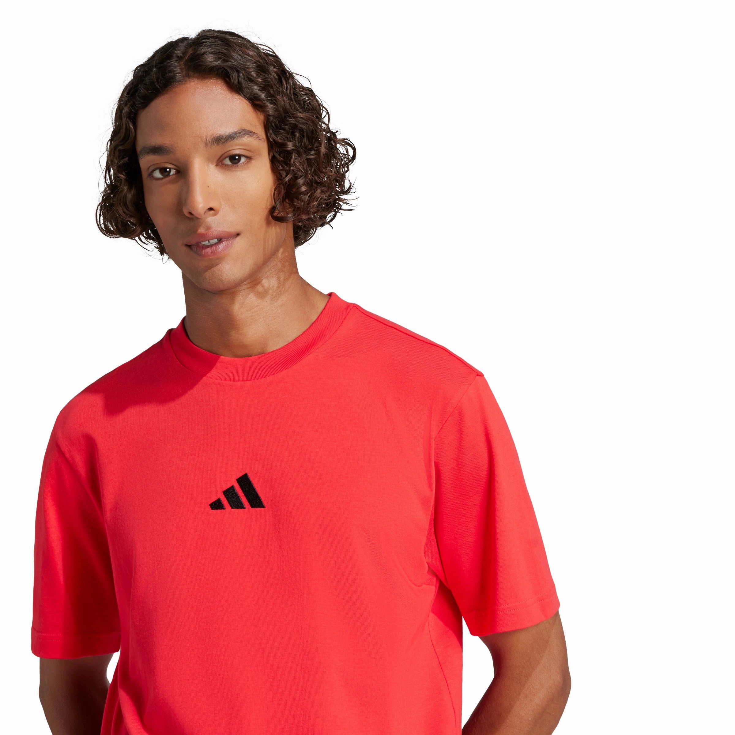 Essentials Small Logo Single Jersey T-Shirt Cycling endurance Fit For All