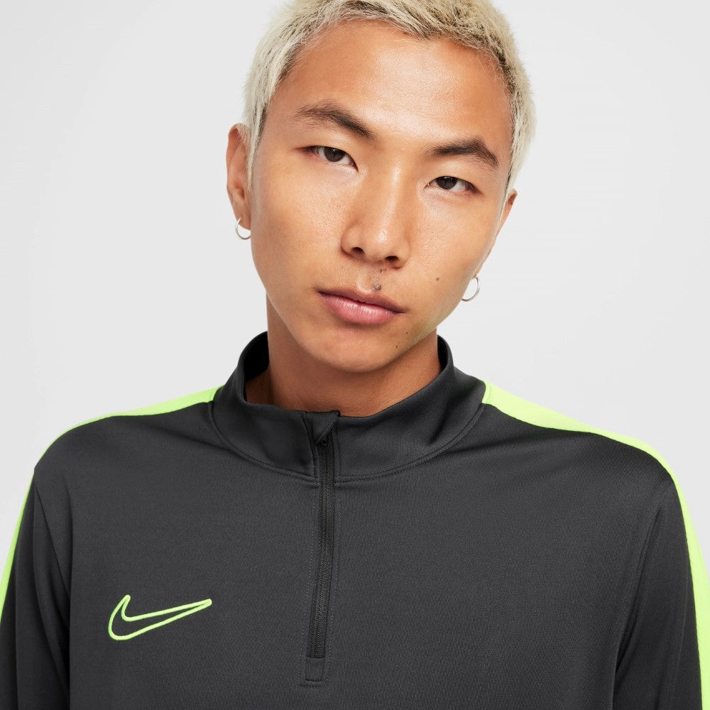 Academy Dri-FIT 1/2-Zip Football Top Functional Style Weekend Essential