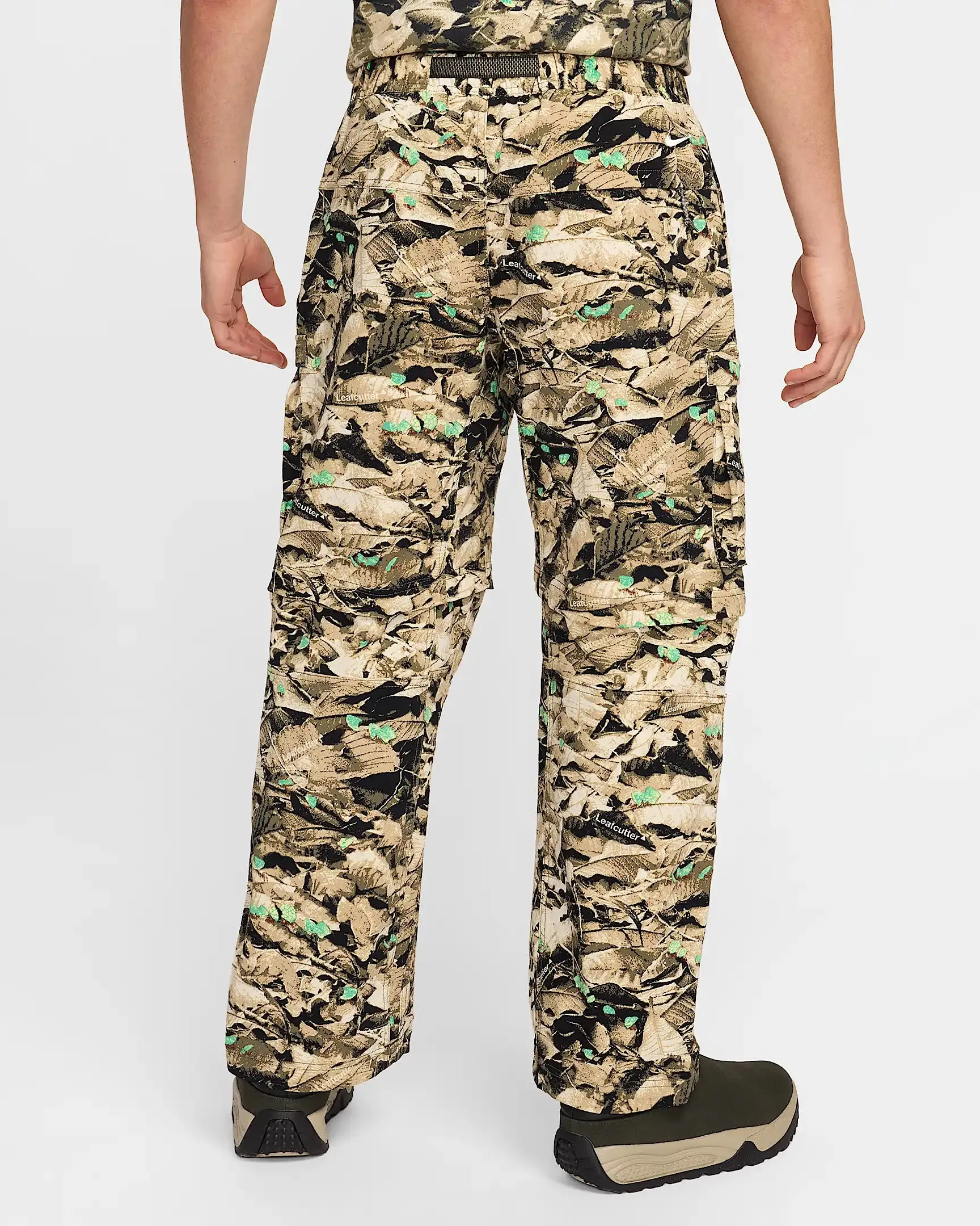 Breezy Fit Flatlock stitching Nike ACG "Smith Summit" M - Parachute Beige/Sequoia/Medium Olive/Summit White