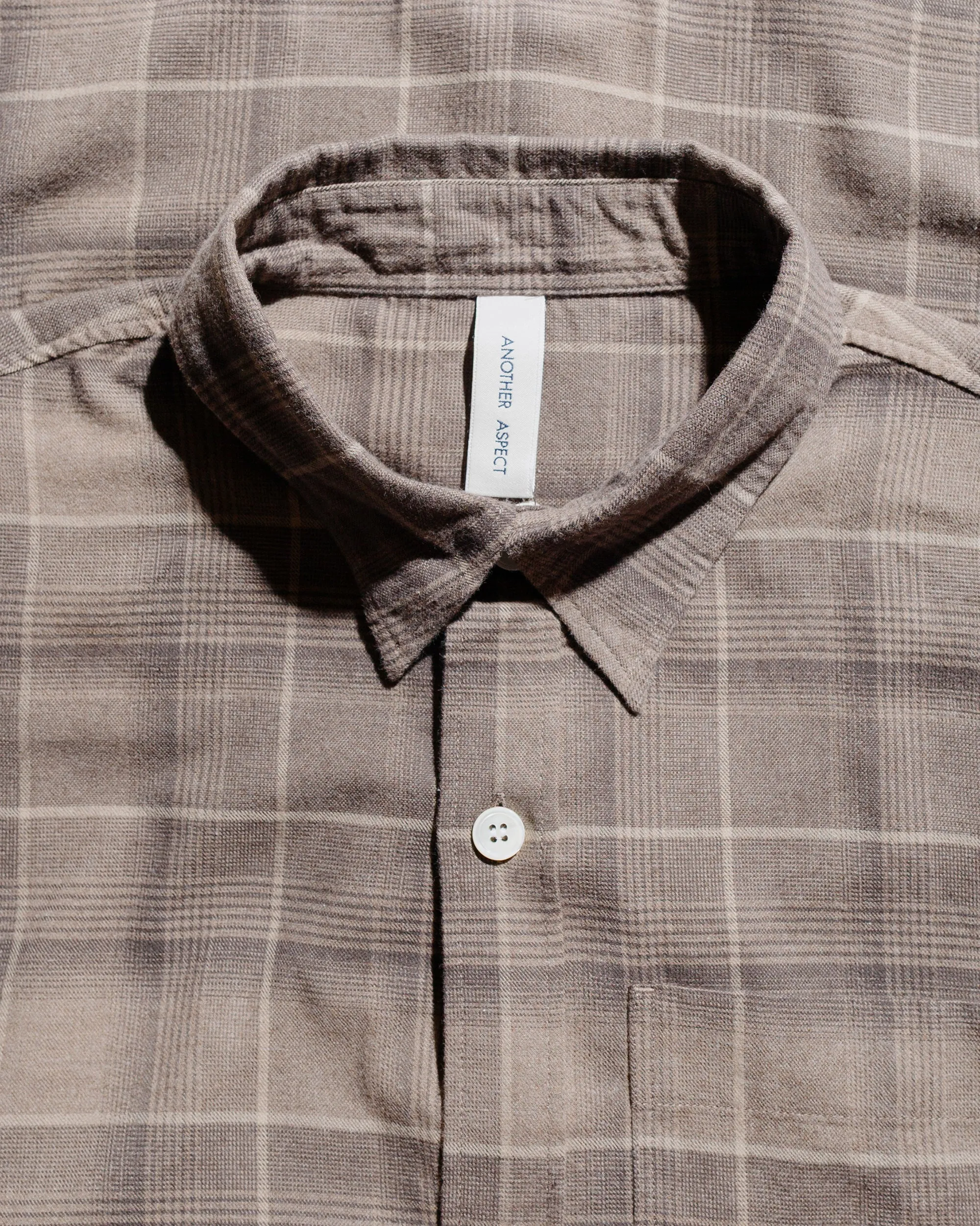 Non Restrictive Fit Compact Packing Another Aspect Another Shirt 4.0 Light Brown Check