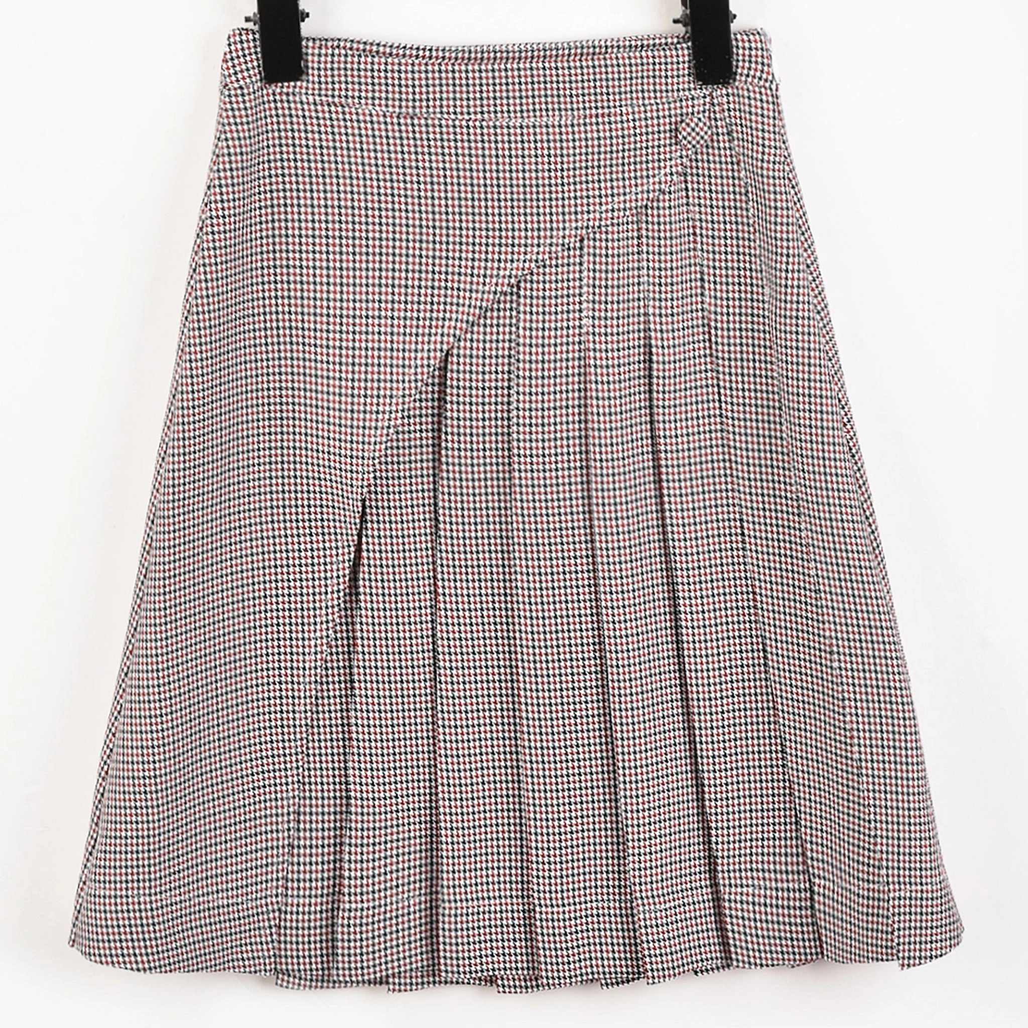 Pleated Wrap Skirt Daytime Look Bold Print