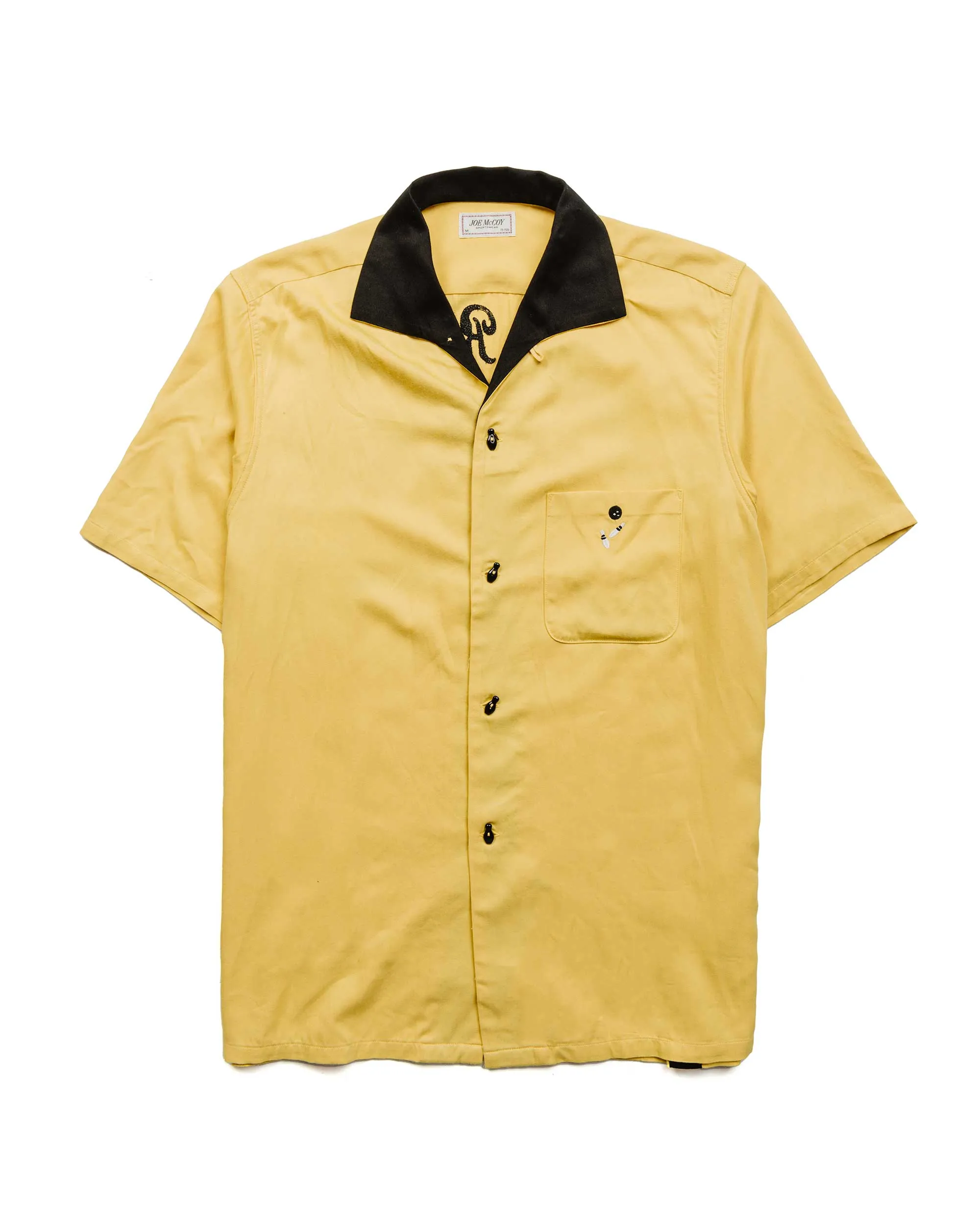 Sweat-Absorbing Printed Pattern The Real McCoy's MS22002 Rayon Bowling Shirt / Jolly Roger Yellow