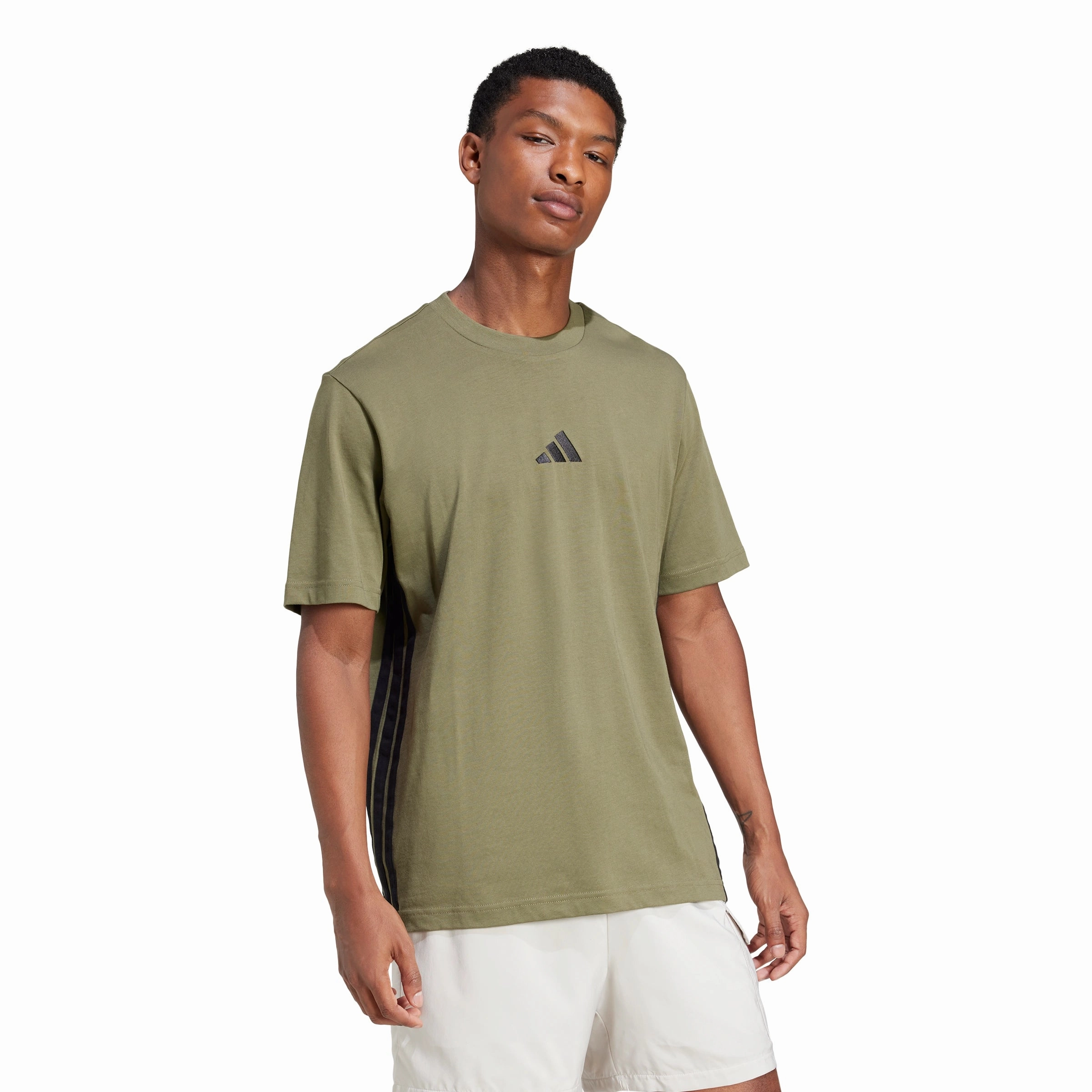 Sports Outfit Essentials 3-Stripes Single Jersey T-shirt