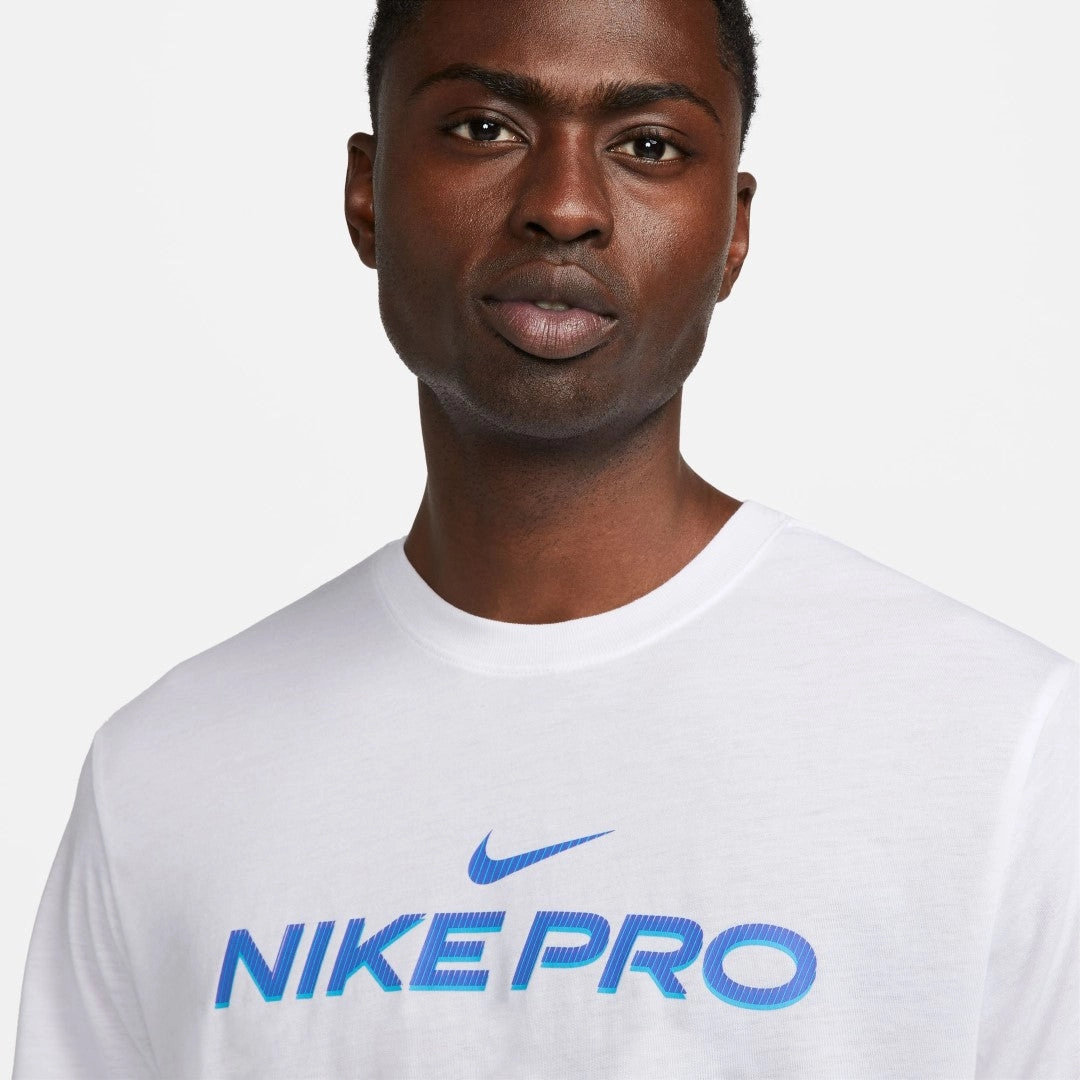 Weekend Ready Vintage authenticity Nike Pro Fitness T-Shirt