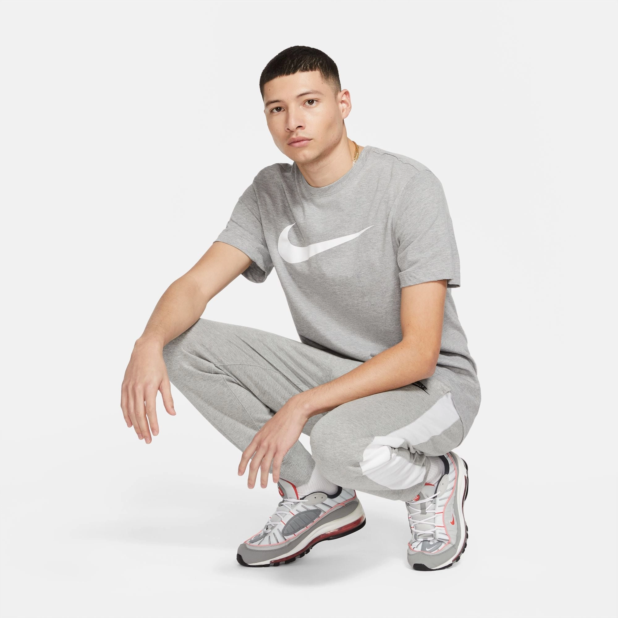 Sportswear Swoosh T-Shirt Essential Comfort