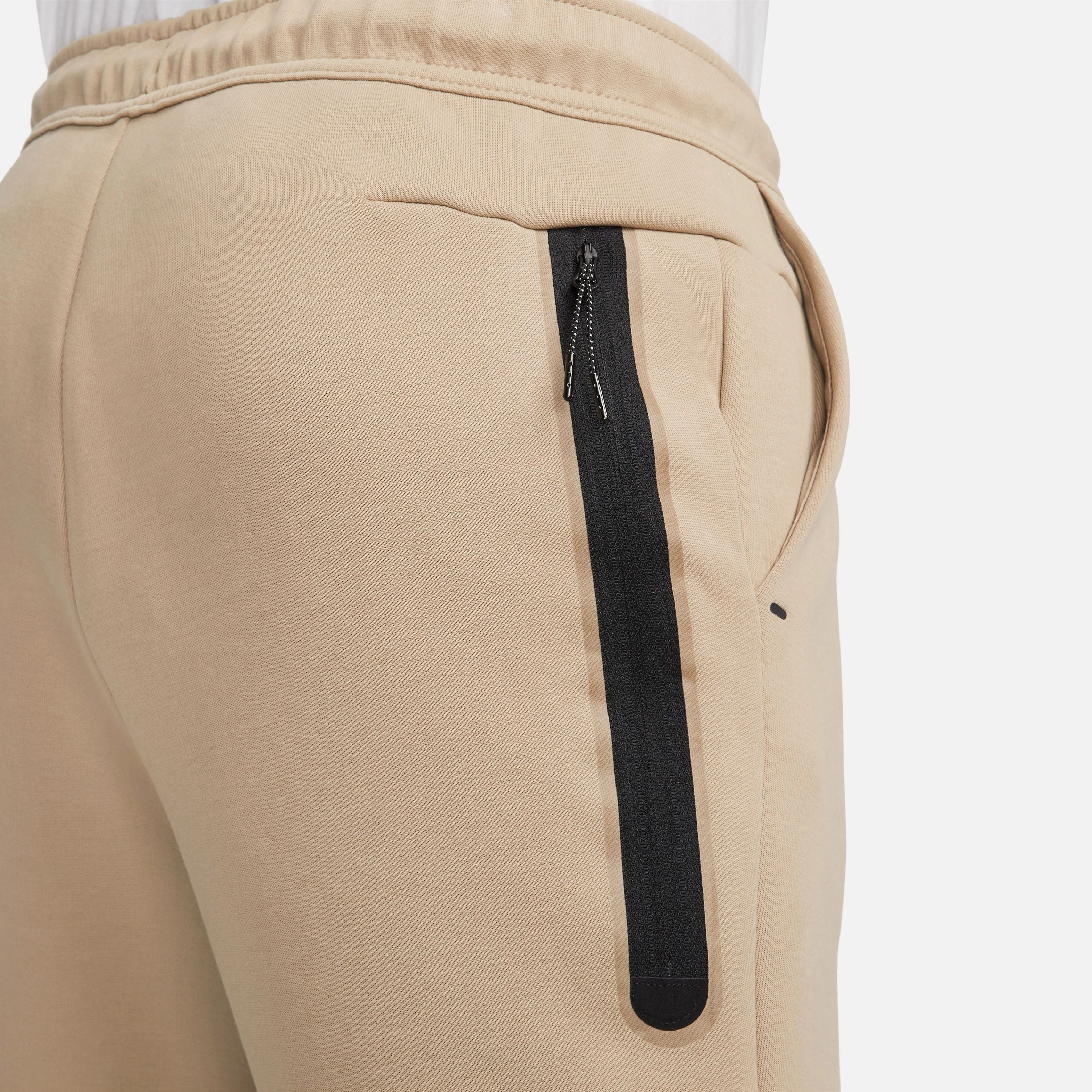 Seamless construction Sportswear Tech Fleece Shorts