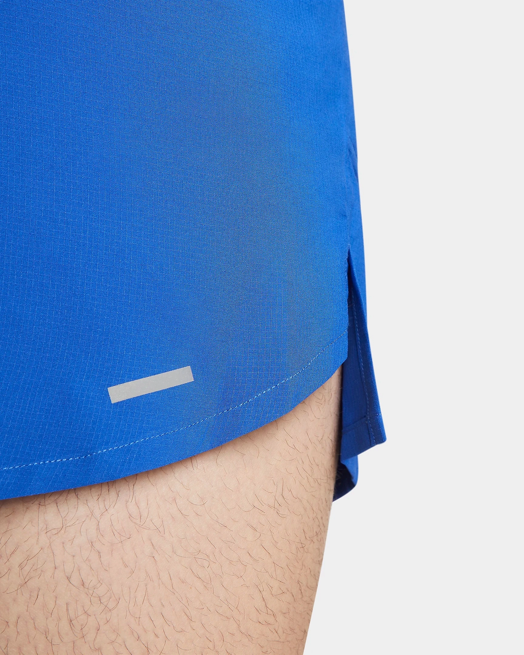 Relaxed Movement Light Stretch Stride Dri-FIT 7" Brief-Lined Running Shorts
