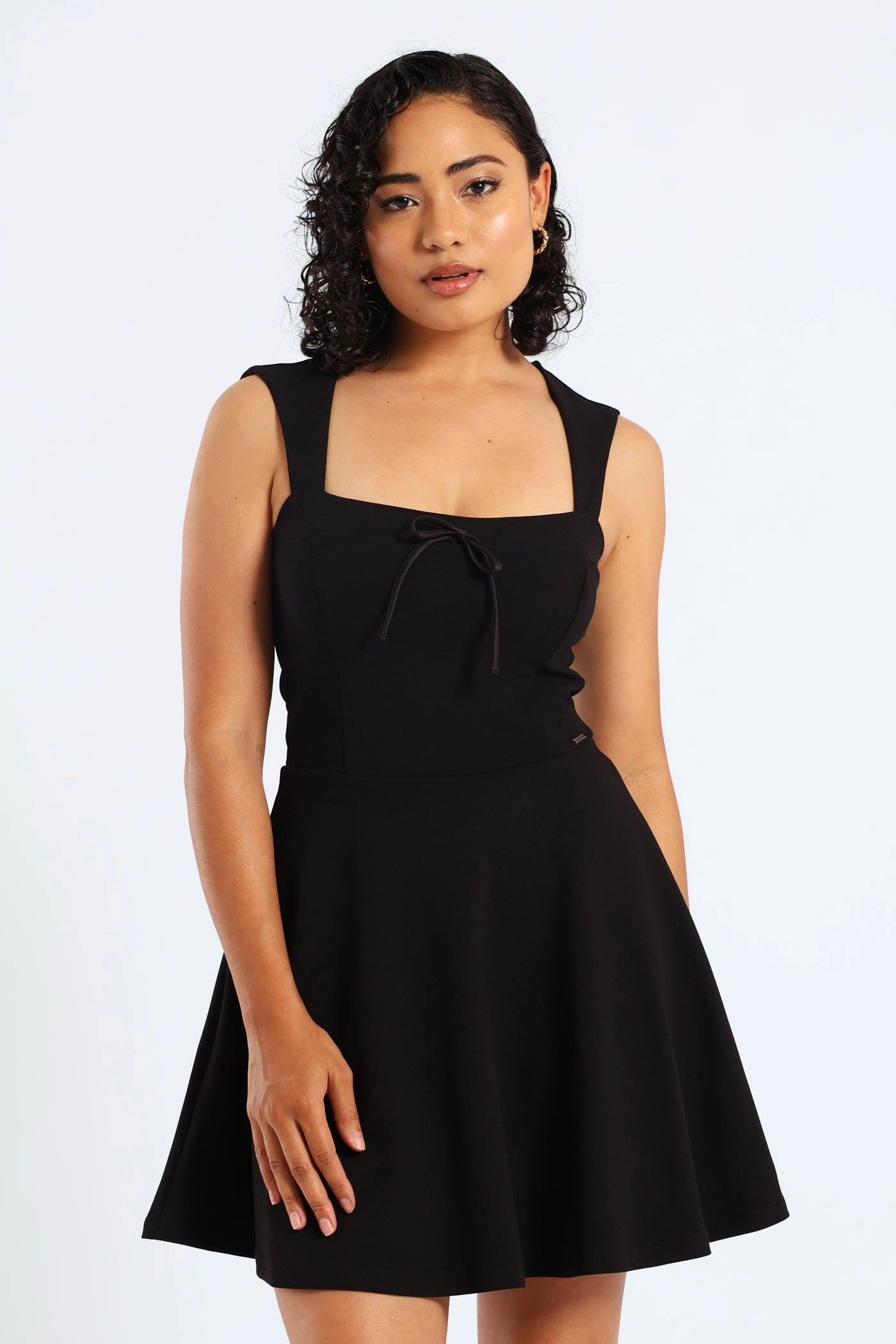 Polished Style Premium Quality Sweetheart Neckline Mini Skater Dress - Black
