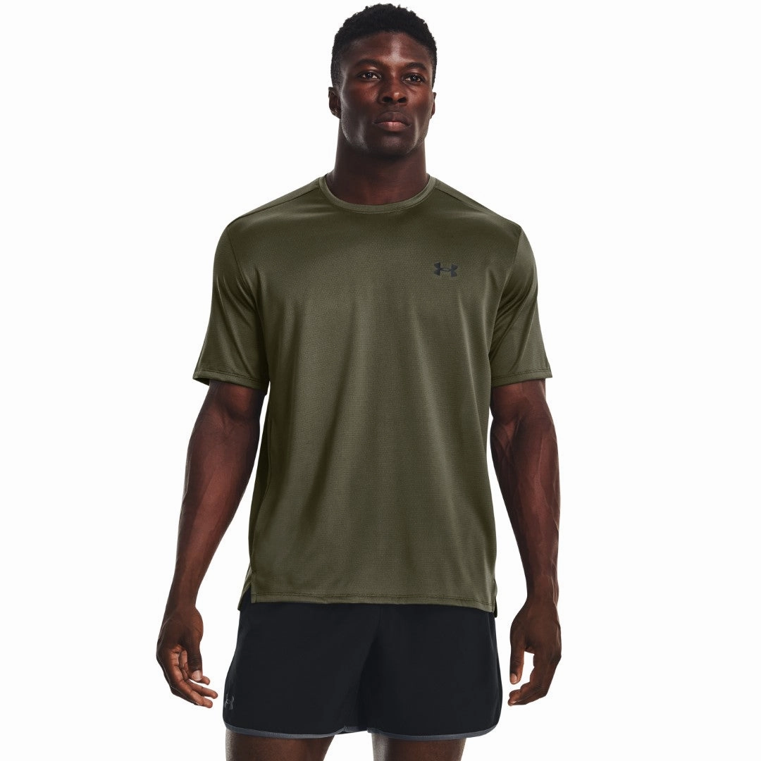 Relaxed fit wear Wrinkle Resistant Texture Tech? Vent T-shirt