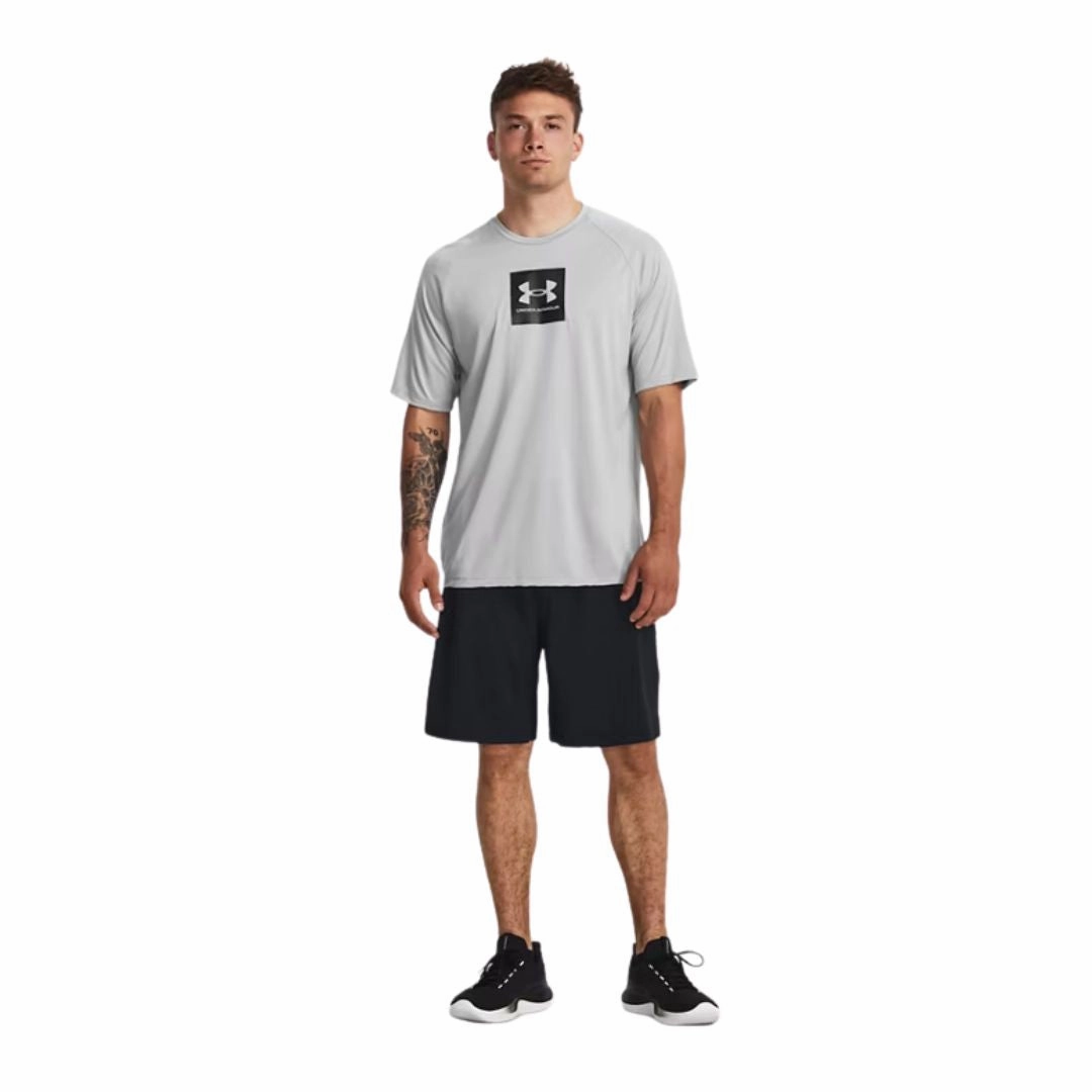 Casual and cool Tech? Print Fill T-shirt