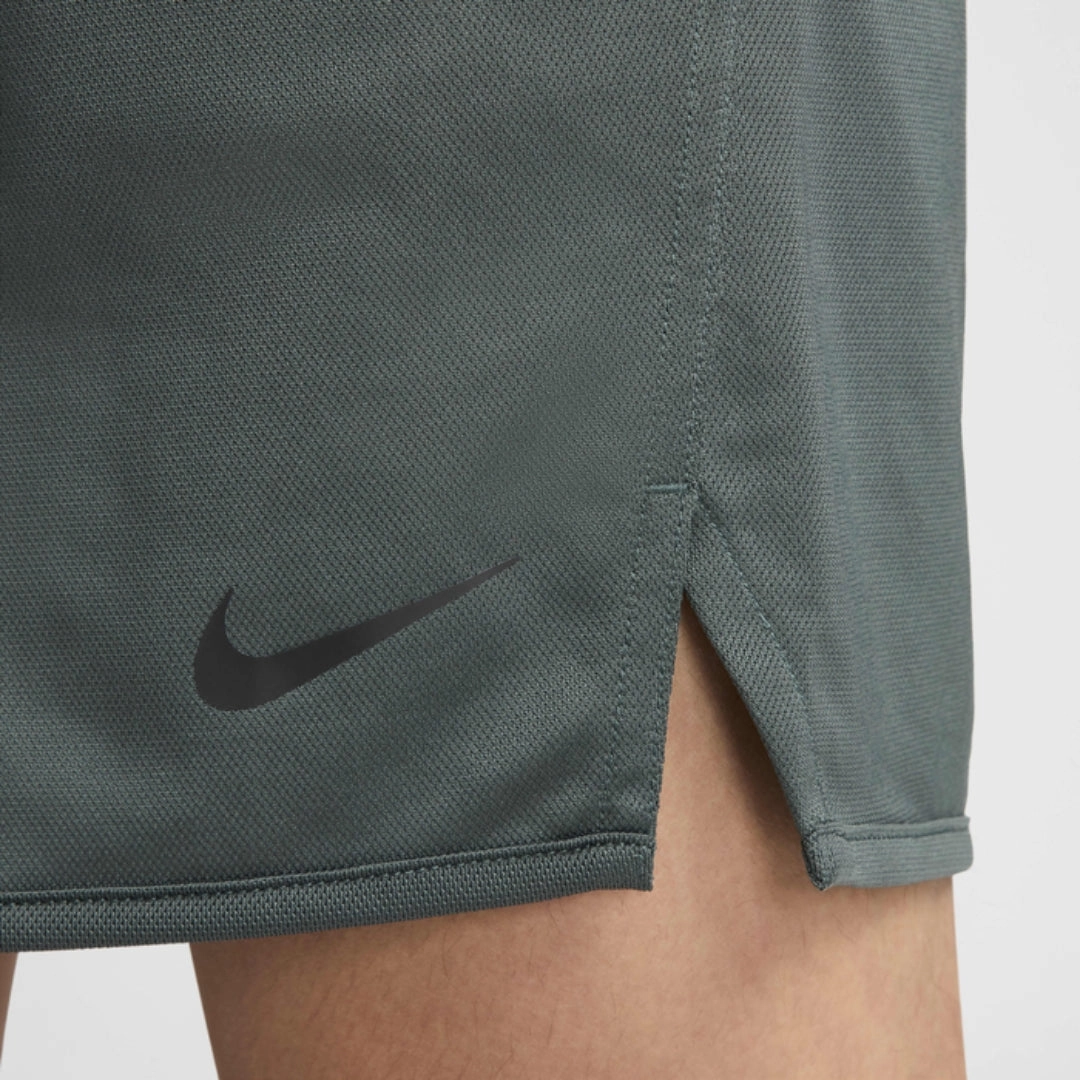 Flexible Fabric Totality Dri-FIT 7" Unlined Versatile Shorts