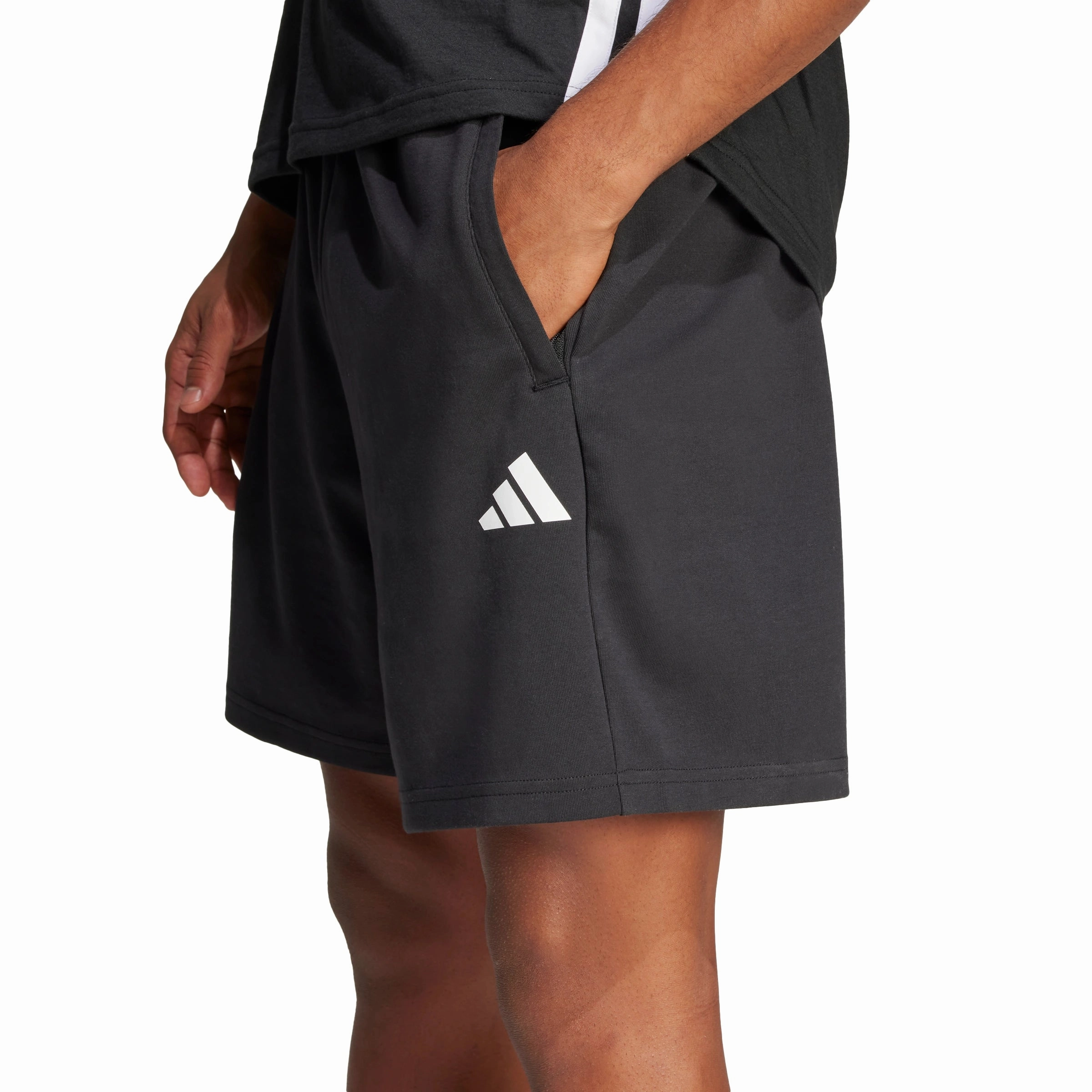 Train Essentials Feelready Shorts LaserCutEdging