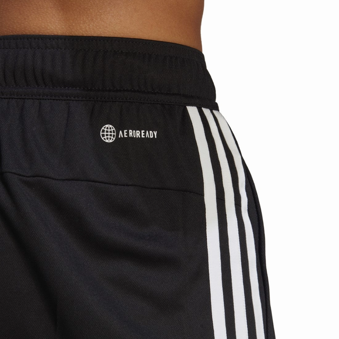 Train Essentials Piqu?? 3-Stripes Training Shorts moisture - wicking