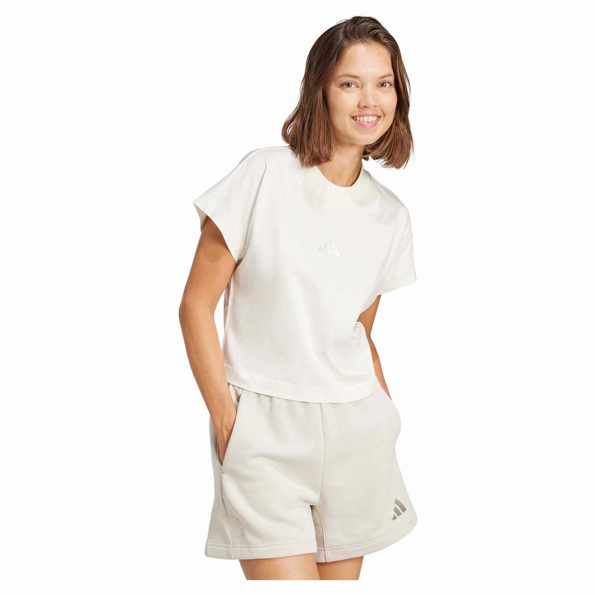 Quality Fabric Women's All Szn T-Shirt