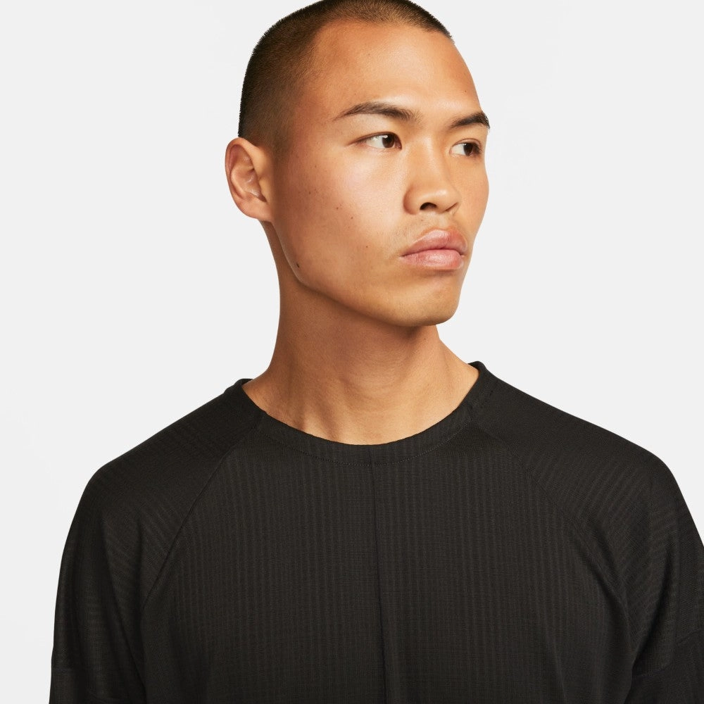 Yoga Dri-FIT Crew Long Sleeve T-shirt Chic and Cozy Wear