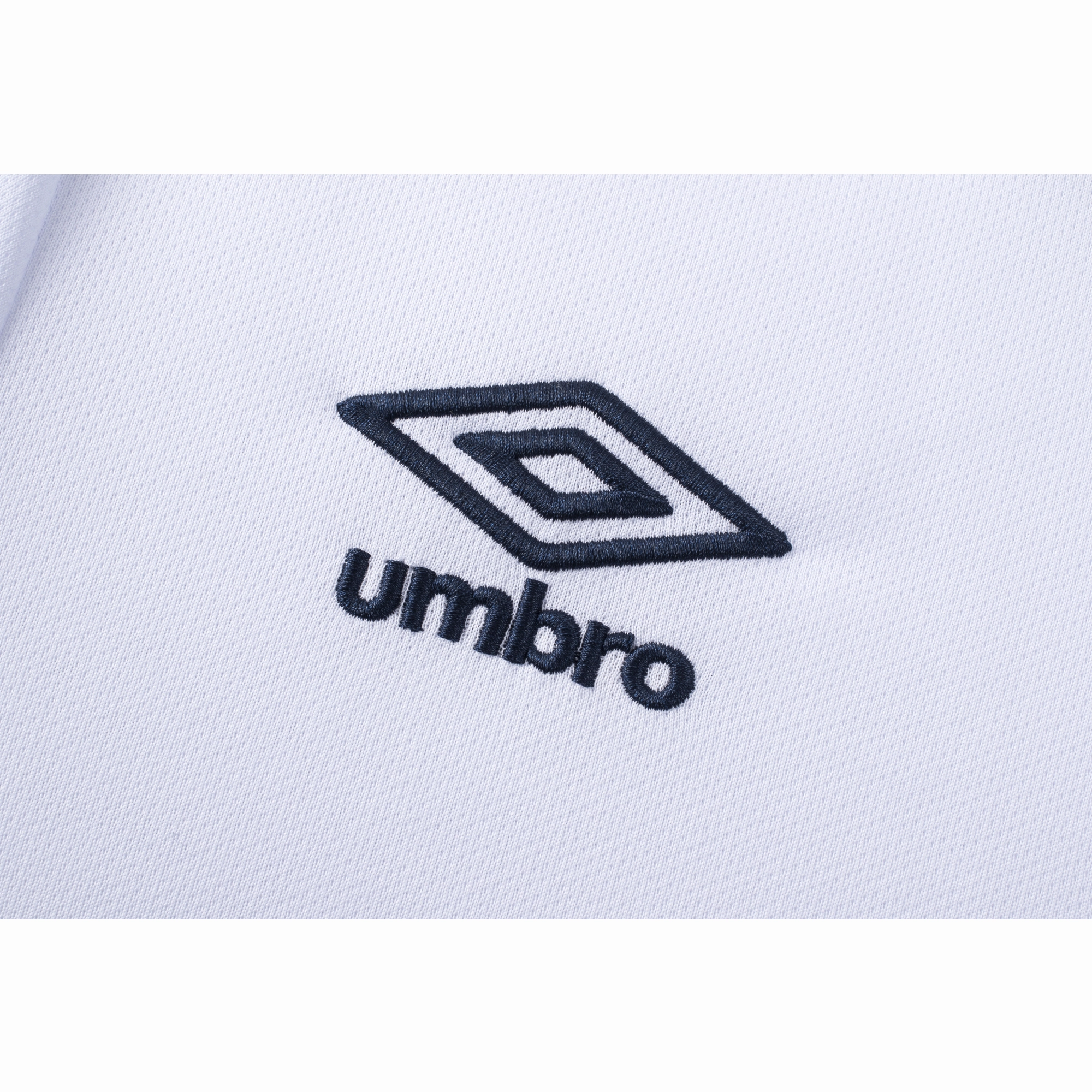 Umbro Jose Carlos Pinto Guatemala Home Jersey 25/26 w/ Gold Cup 2025 Patch (White) Weightless Layer