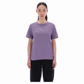 Women's Tonal Logo Crew Neck Tee Versatile and Stylish Award-winning